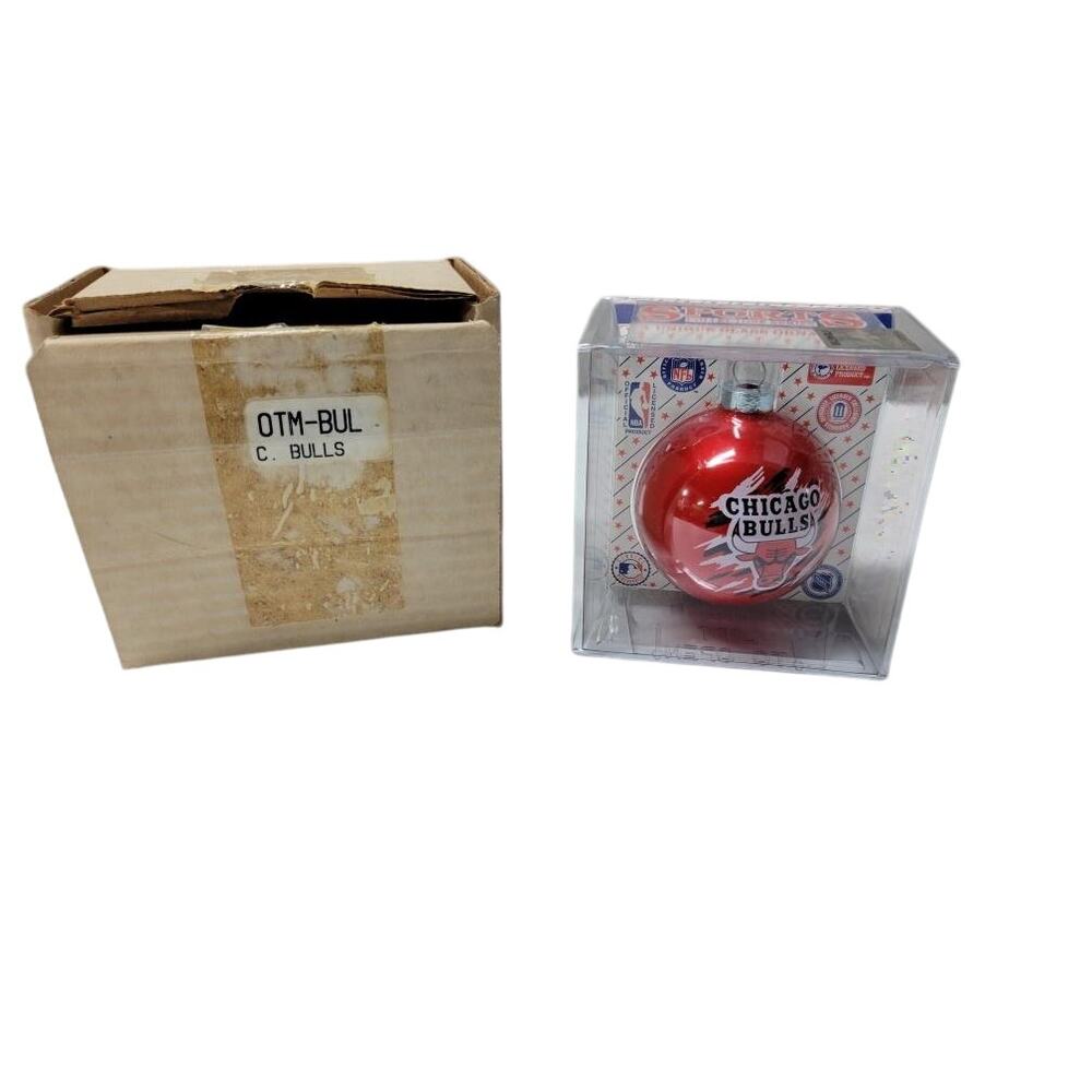 Vtg Chicago Bulls NBA Glass Christmas Ball Ornament Sports Collector Series NIB - Picture 2 of 5
